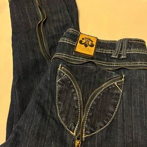 Dereon Dark Blue Skinny Jeans